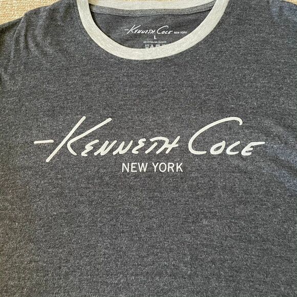 Kenneth Cole T-Shirt - Picture 3 of 4